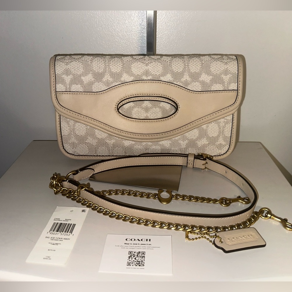 Coach Crossbody Clutch!